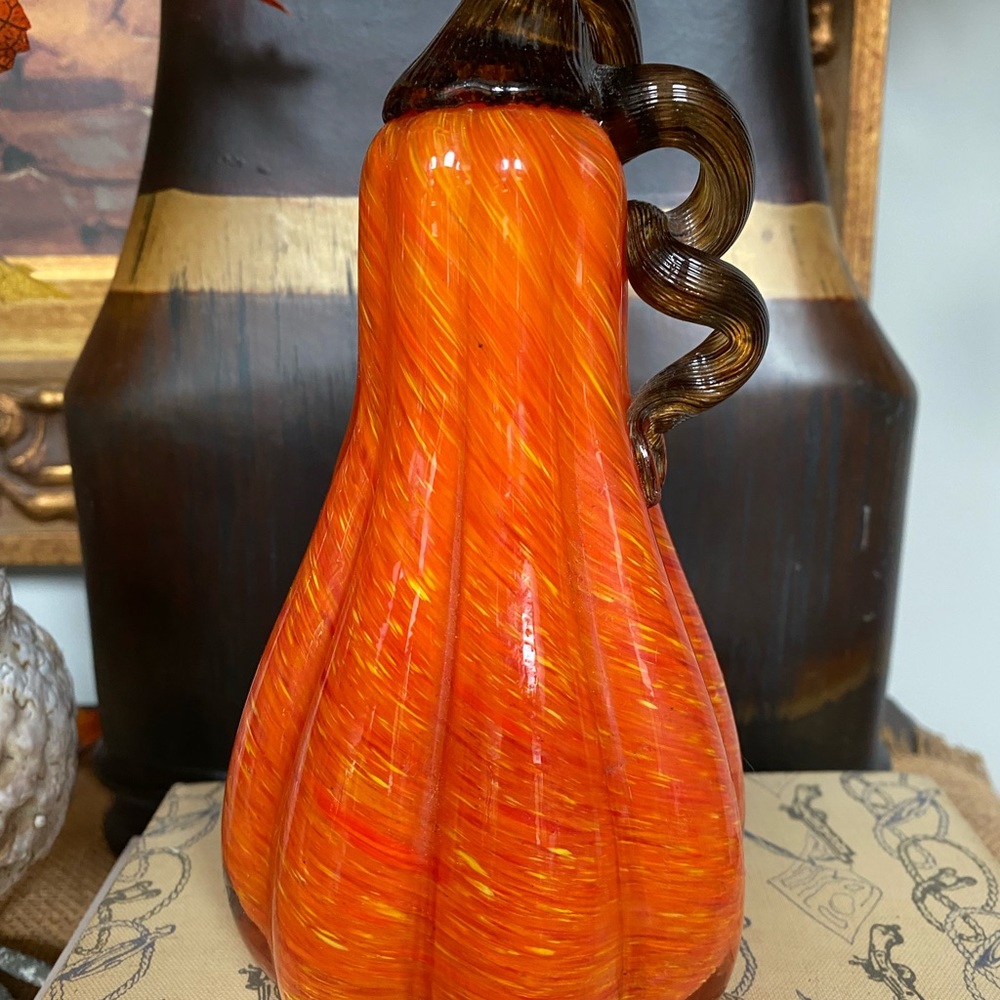 Adorable Glass Pumpkin decor - Picture 3 of 9